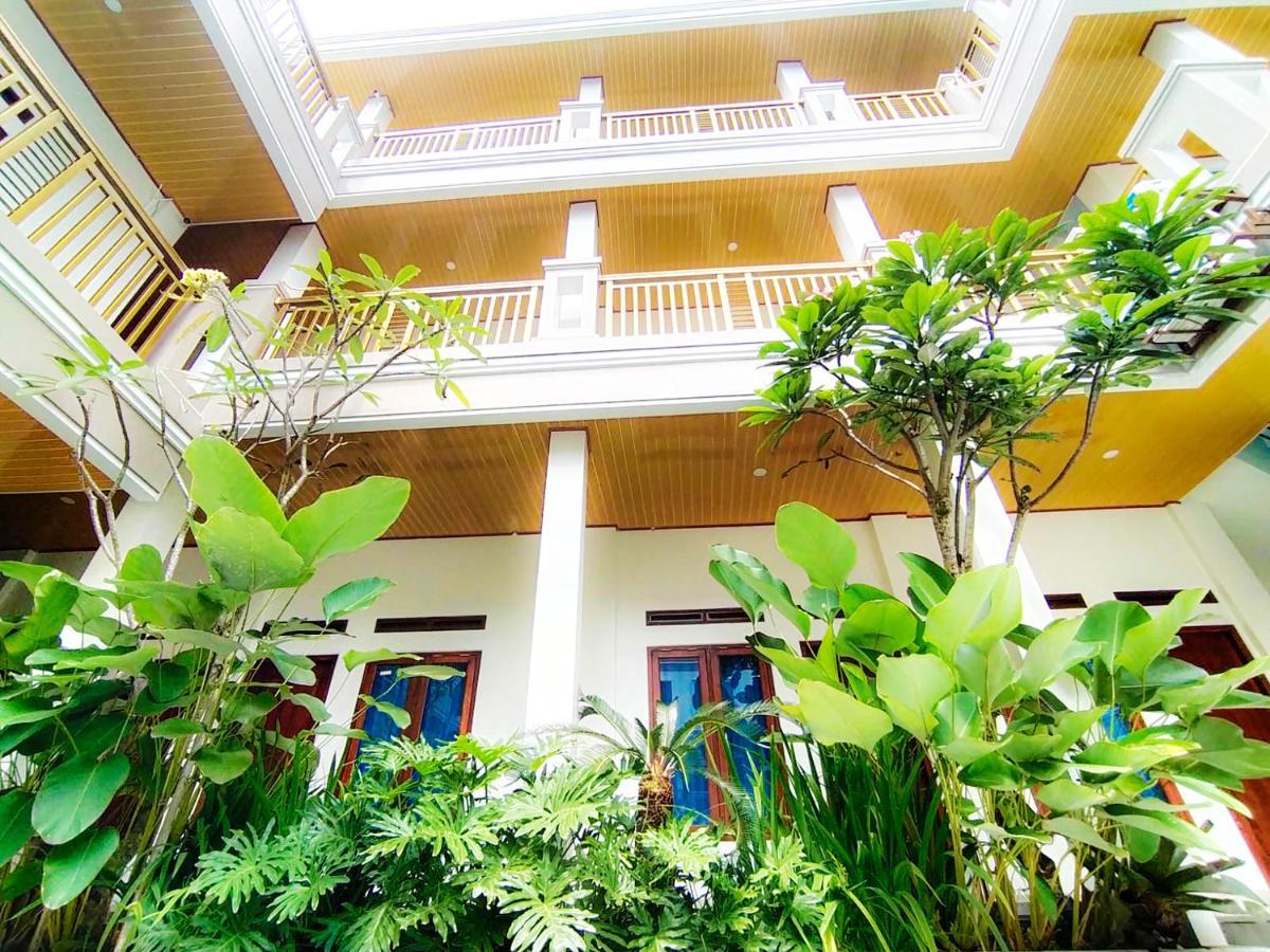 Hometown Residence Bandar Lampung Exterior foto