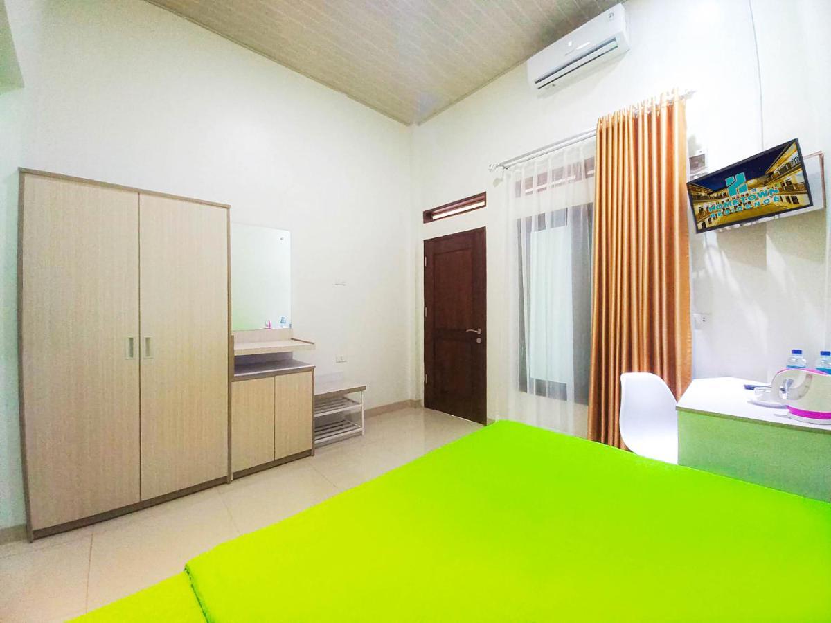 Hometown Residence Bandar Lampung Exterior foto