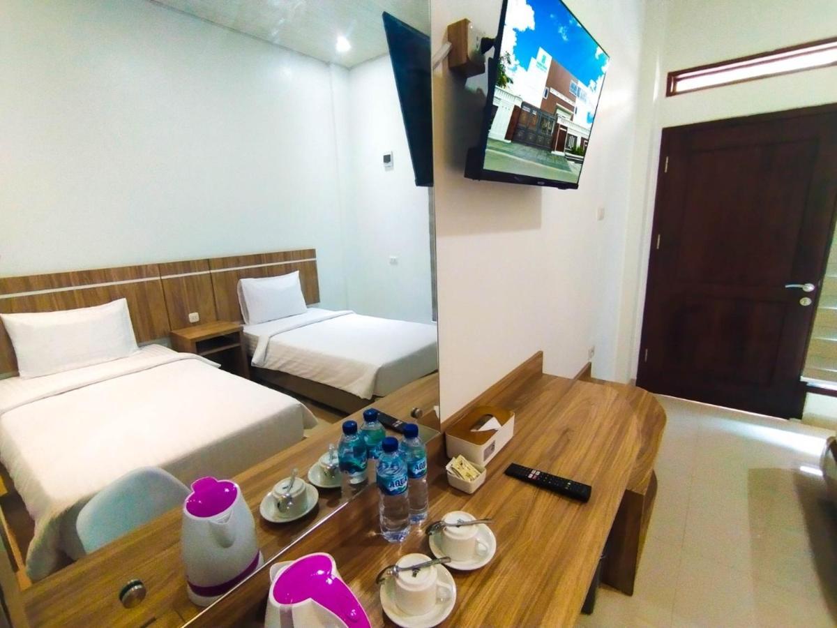 Hometown Residence Bandar Lampung Exterior foto